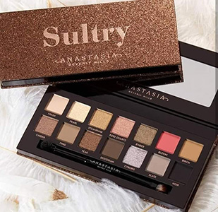 Anastasia sultry Eyeshadow Palette